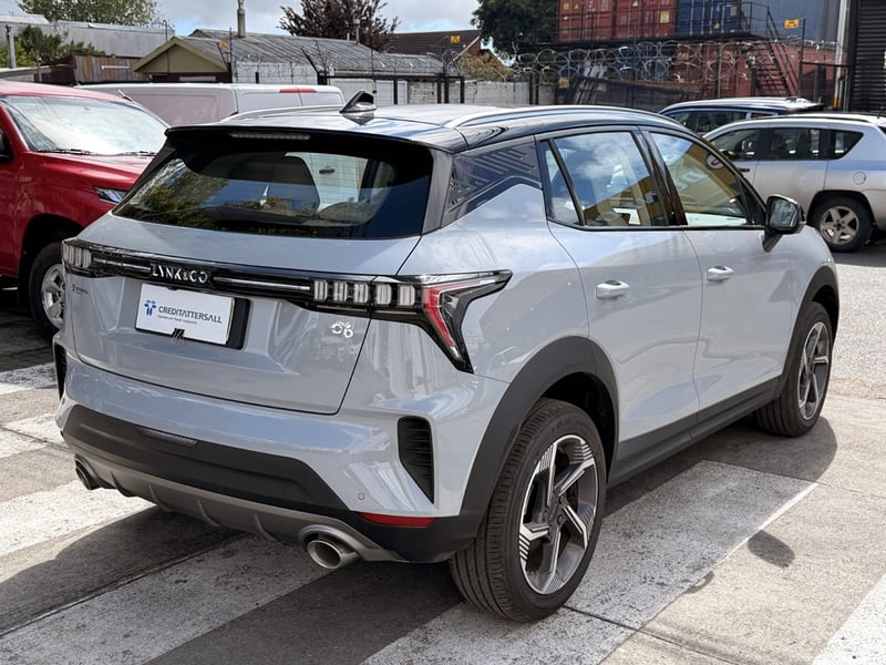 Lynk & Co 06 06 1.5T AT HALO 2027 - Imagen 8 de 20