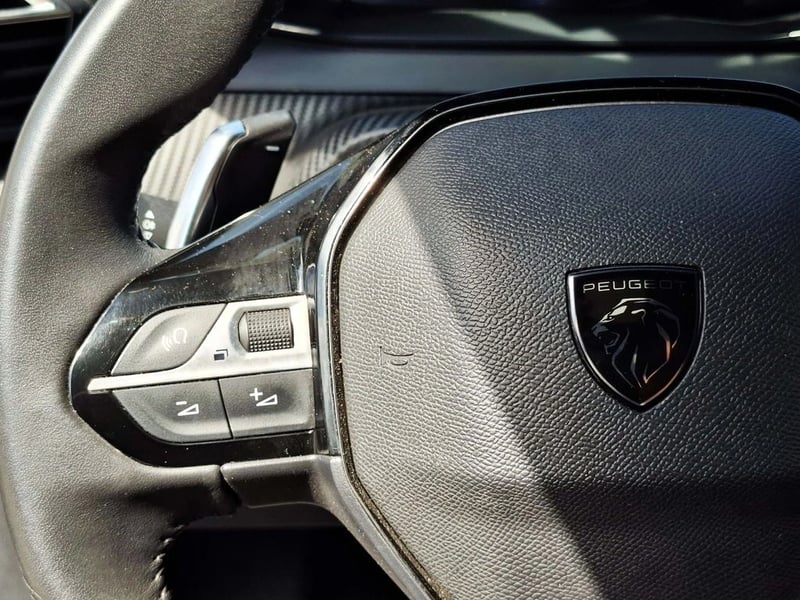 Peugeot 2008 1.5 BlueHDI  Auto Allure 2025 - Imagen 18 de 20