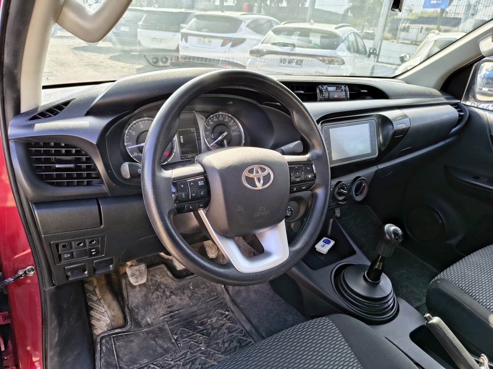 TOYOTA HILUX HILUX TSS 2.4 Diesel 4X2 T/M 2022 - Imagen 9 de 18