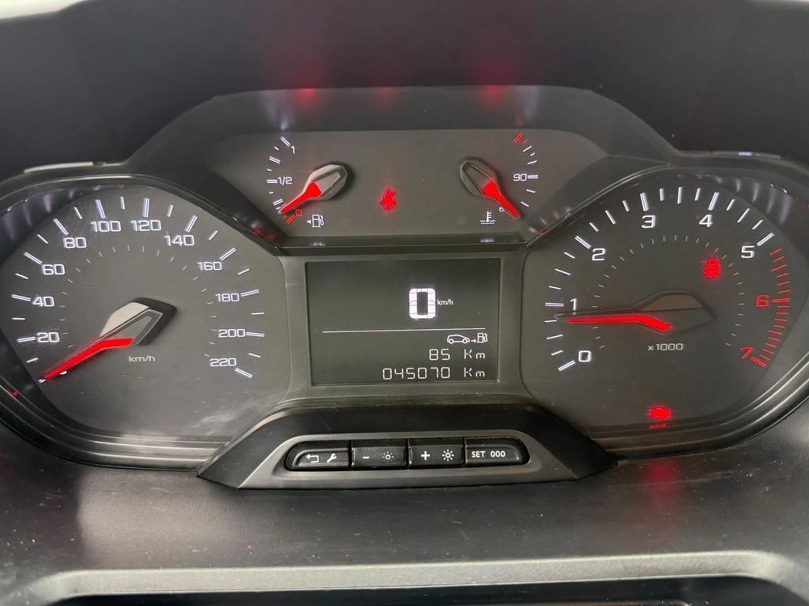 Peugeot PARTNER 1.5 L1 MT DIESEL 2024 - Imagen 9 de 12