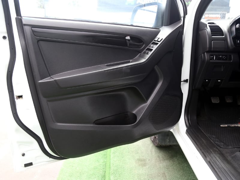 Chevrolet D-MAX 2.5 4X2 MT 2022 - Imagen 11 de 20