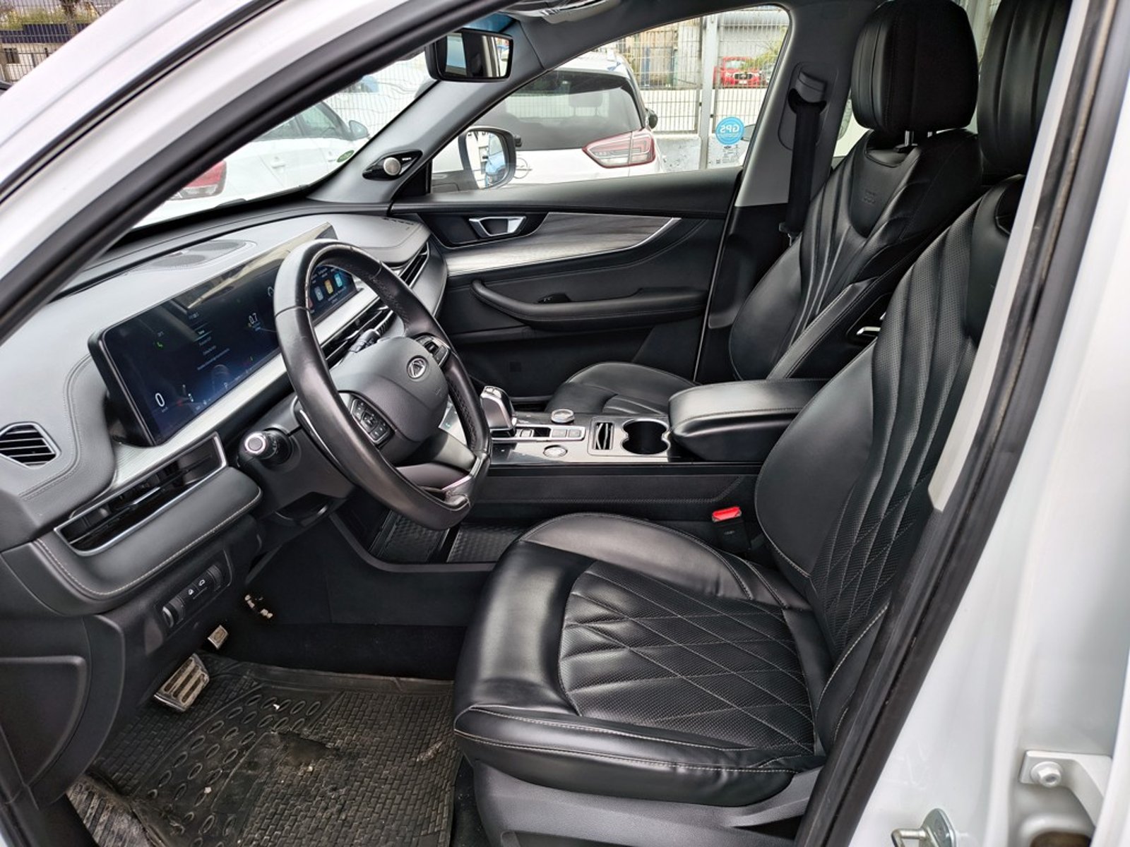 Chery TIGGO 8 PRO MAX TIGGO 8 PRO 2.0 Gasolina 4x4 T/A 2023 - Imagen 11 de 20