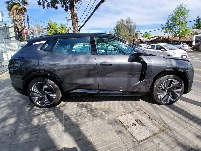 Lynk & Co 08 08 Halo 1.5T Hibrido 2027 - Imagen 5 de 16