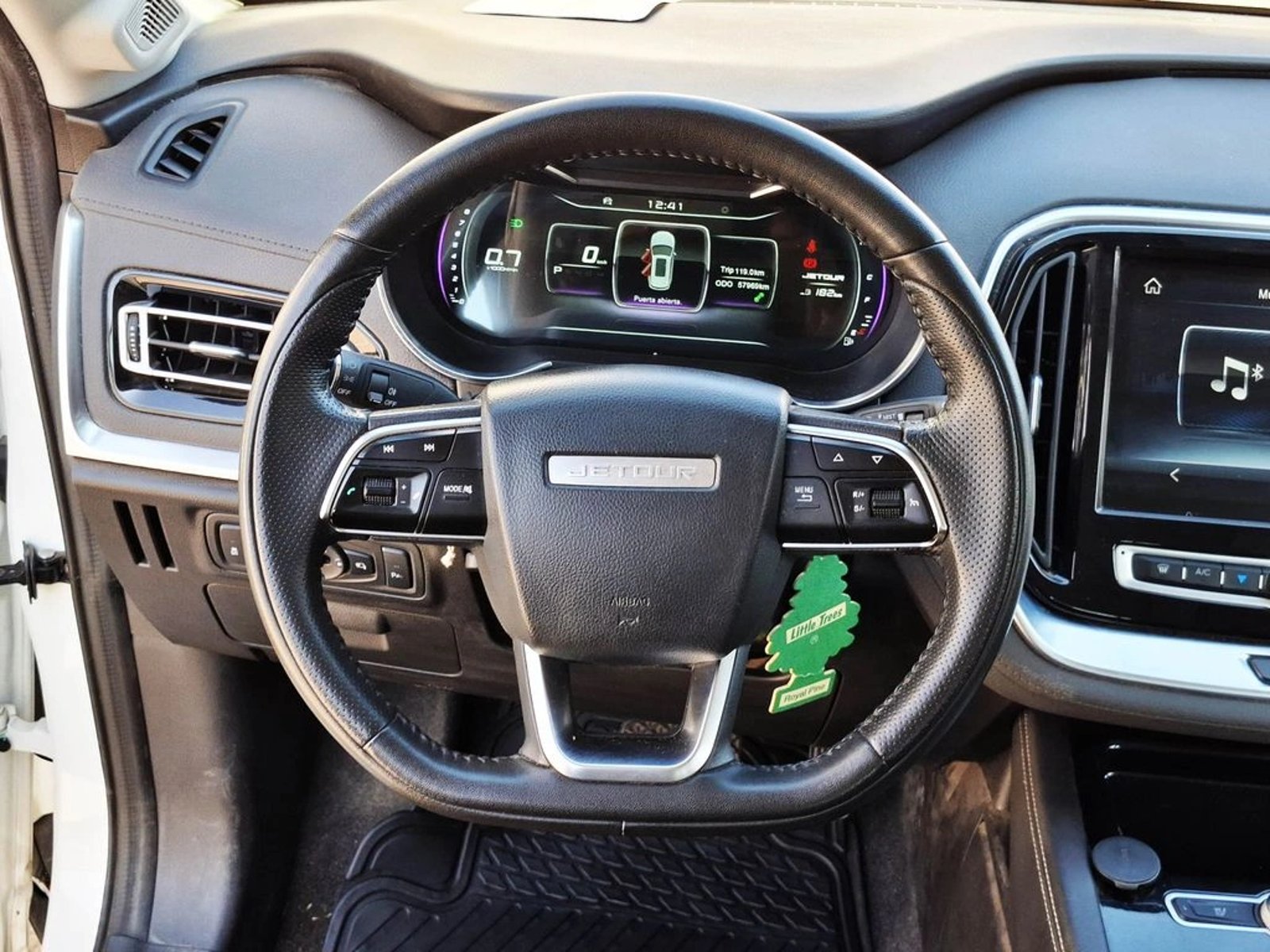 JETOUR X70 1.5 2022 - Imagen 15 de 20
