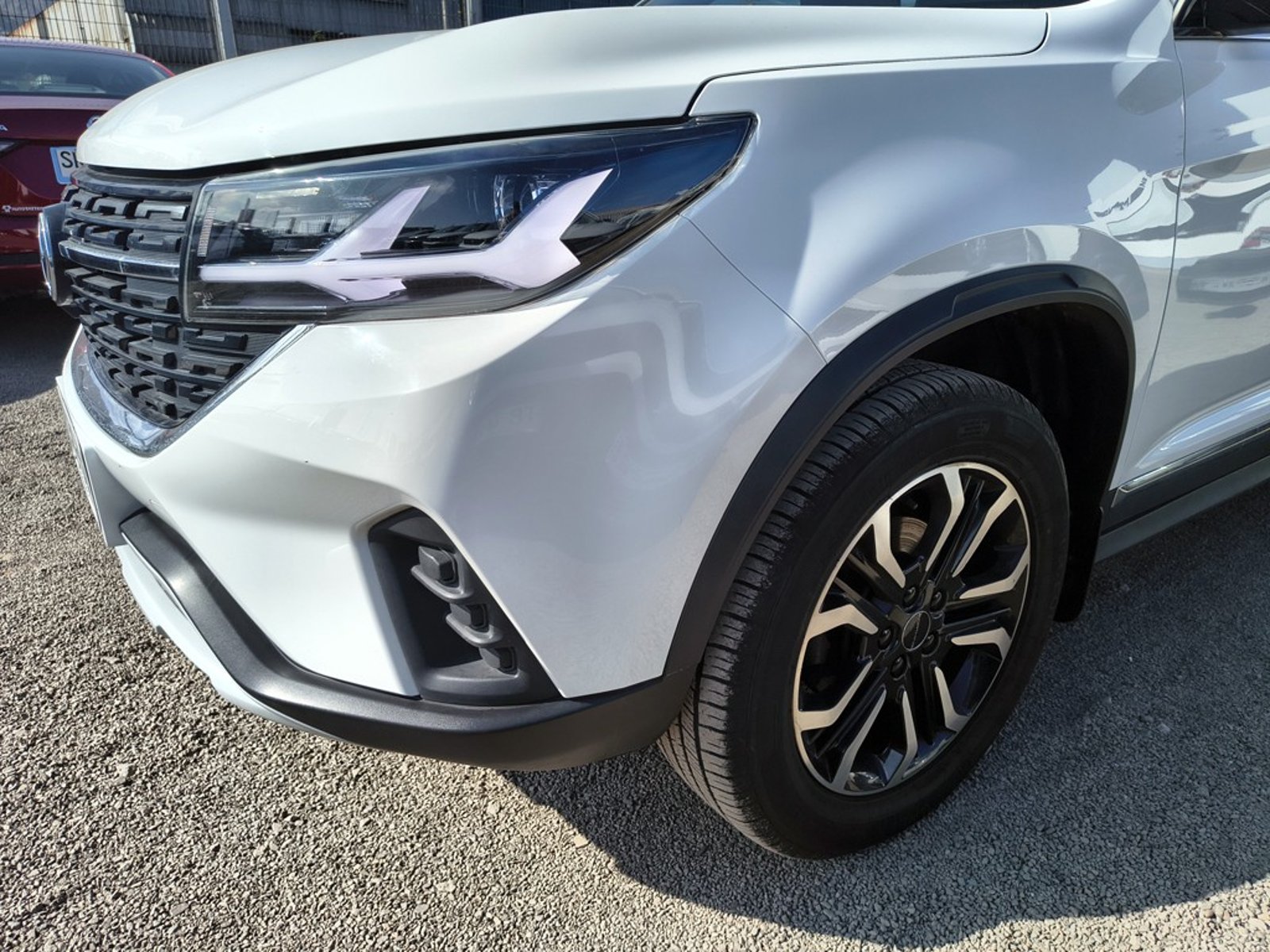 DONGFENG T5L LUX 1.8 MT 2025 - Imagen 8 de 20