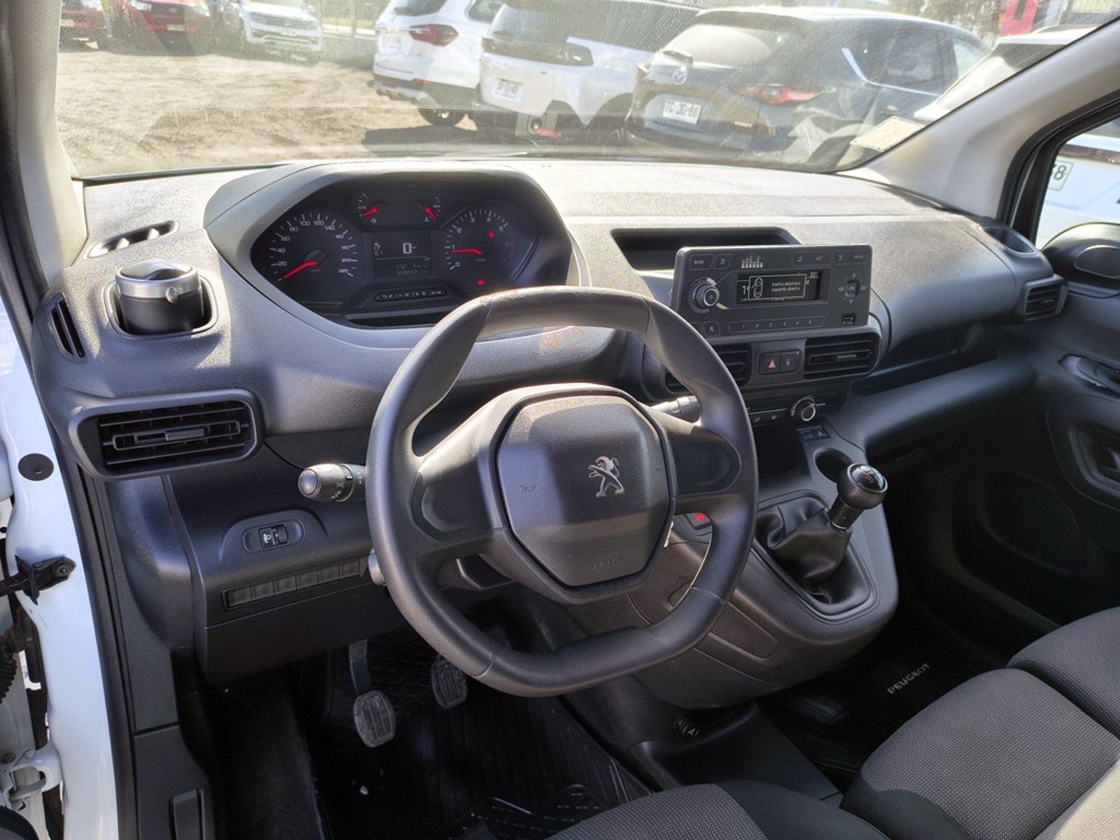 PEUGEOT PARTNER PARTNER 1.6 Diesel 4x2 T/M 2021 - Imagen 11 de 17