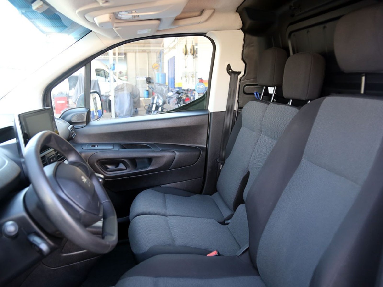 Peugeot PARTNER 1.5 L1 BLUEHDI 100 MT DIESEL 2024 - Imagen 17 de 20
