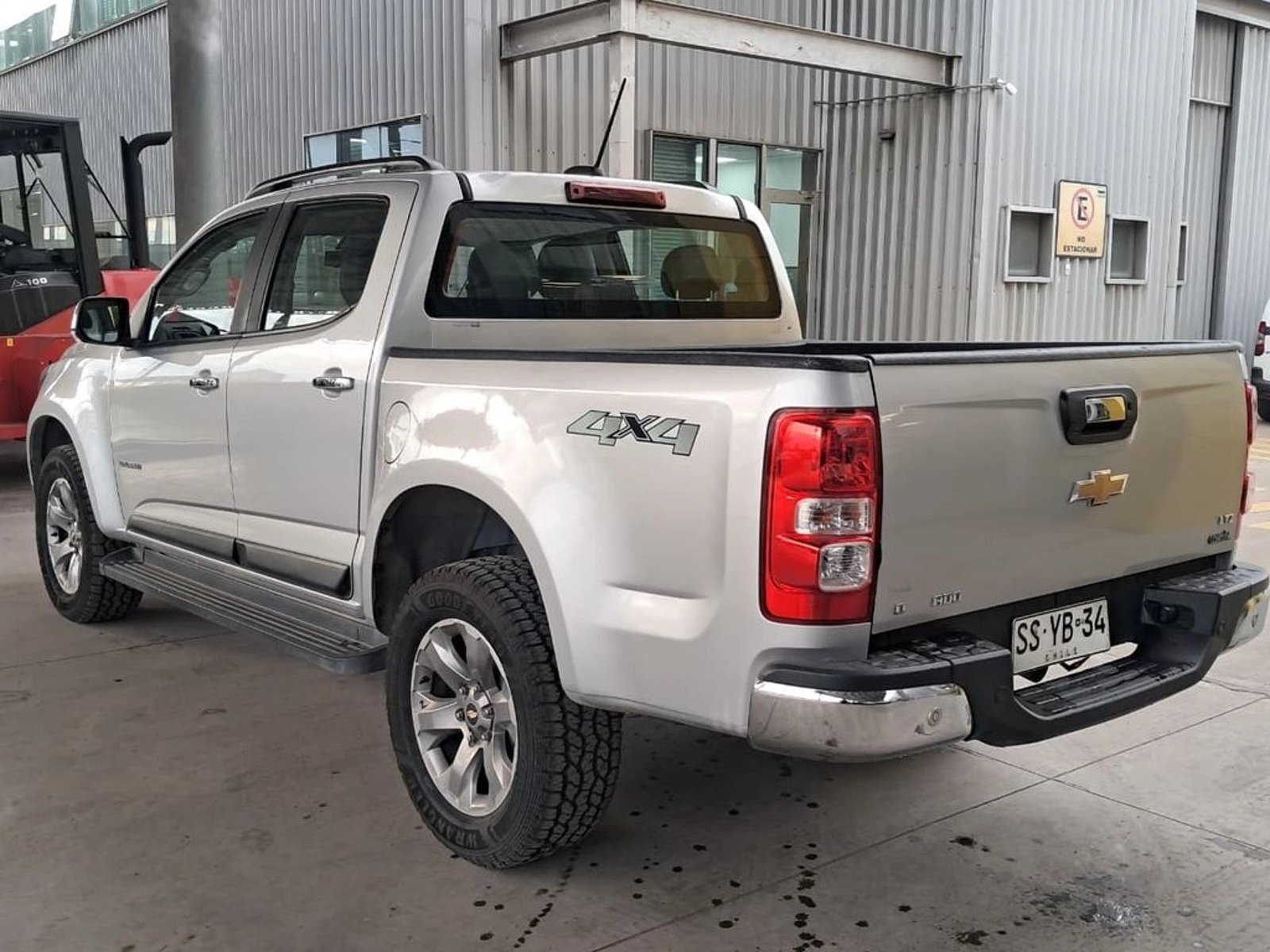 Chevrolet COLORADO 2.8 LTZ 4X4 AT 2023 - Imagen 8 de 20