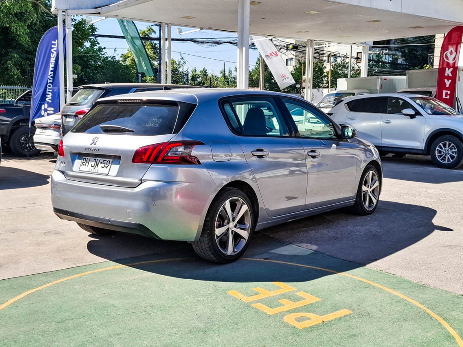 PEUGEOT 308 BLUE HDI 130HP HB 1.5 2021 - Imagen 4 de 16