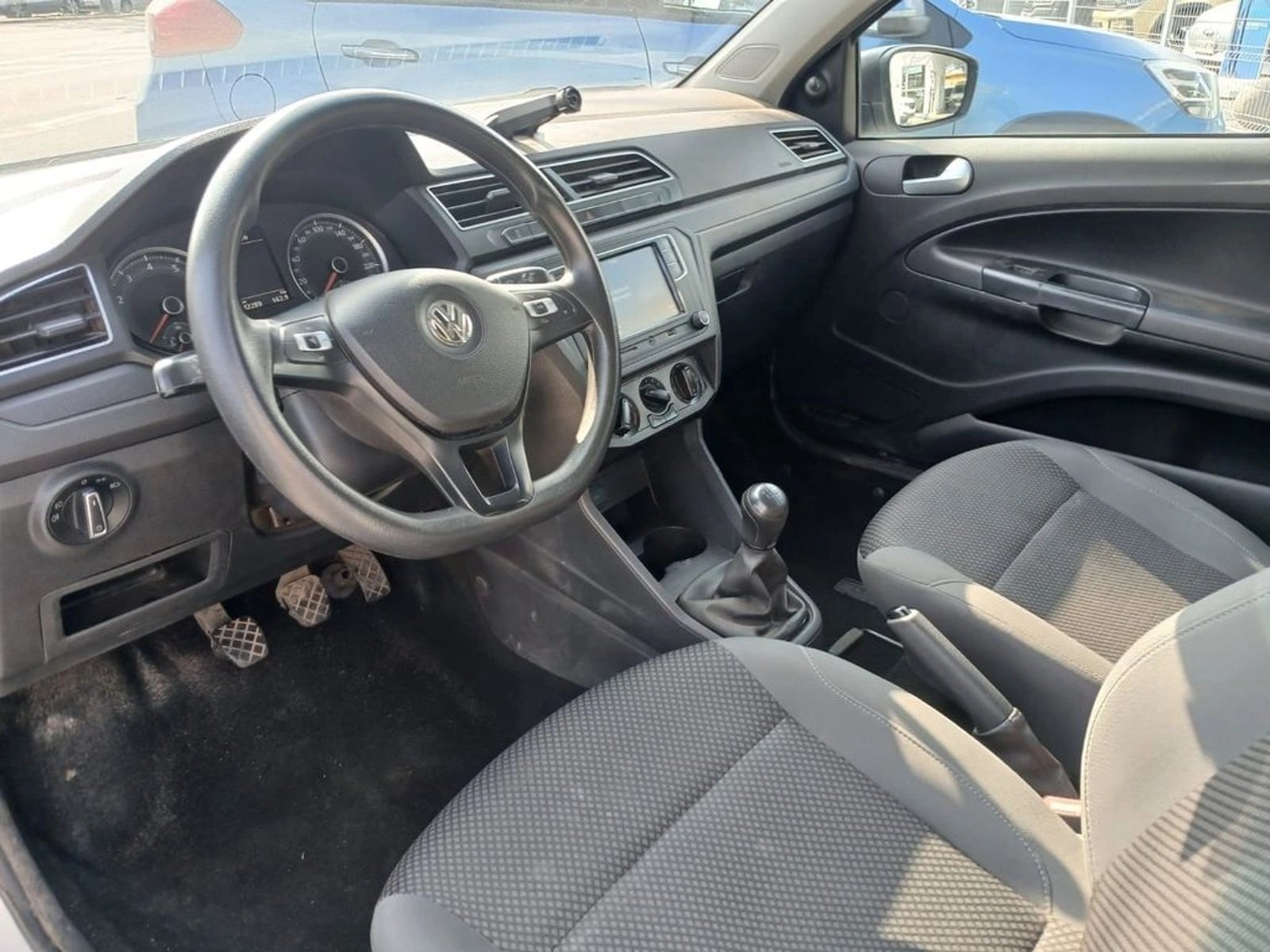 Volkswagen SAVEIRO Saveiro 1.6 MT Cab Ext Confortline 2023 - Imagen 10 de 17