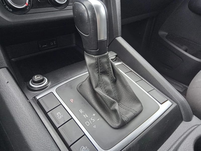 Volkswagen AMAROK COMFORTLINE 2.0 AT 2022 - Imagen 5 de 8