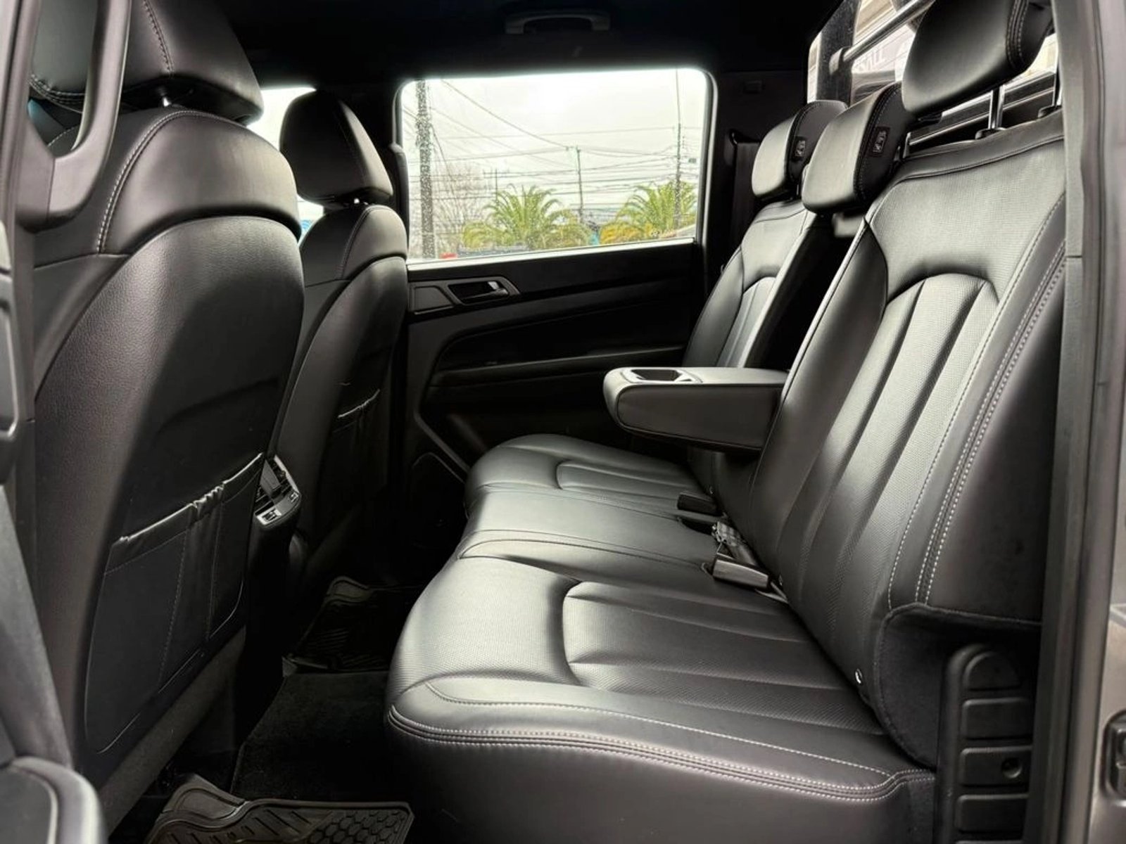 SsangYong MUSSO 2.2 LIMITED MT 4X4 DIESEL 2023 - Imagen 10 de 18