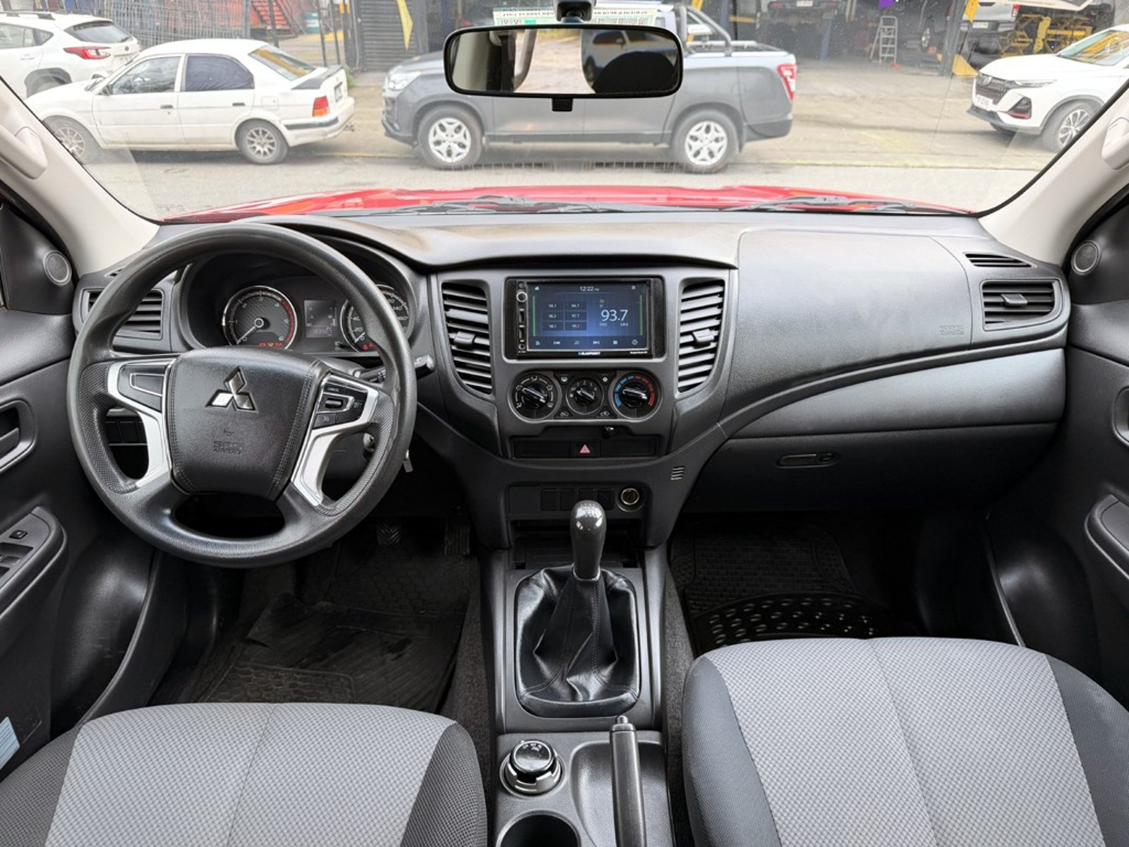 Mitsubishi L200 Katana CRT 2023 - Imagen 17 de 20