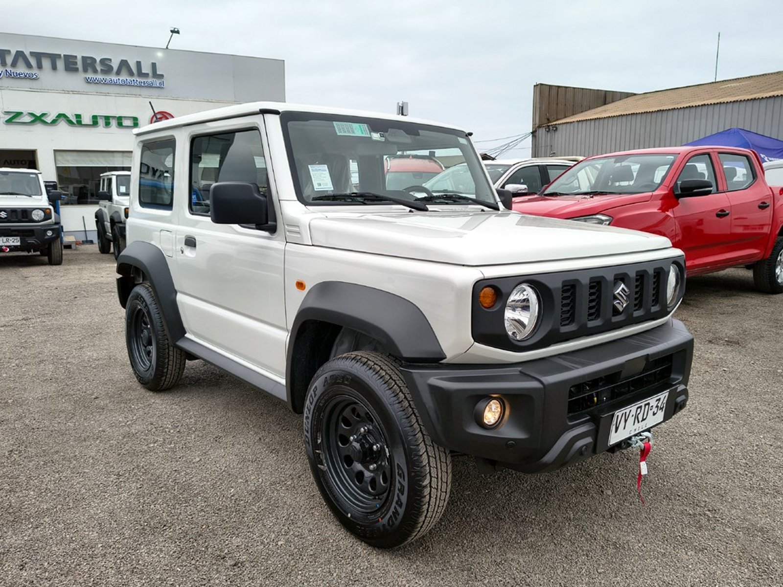 Suzuki JIMNY GL WINCHE MT 4X4 PRECIO+ IVA 2026 - Imagen 3 de 19