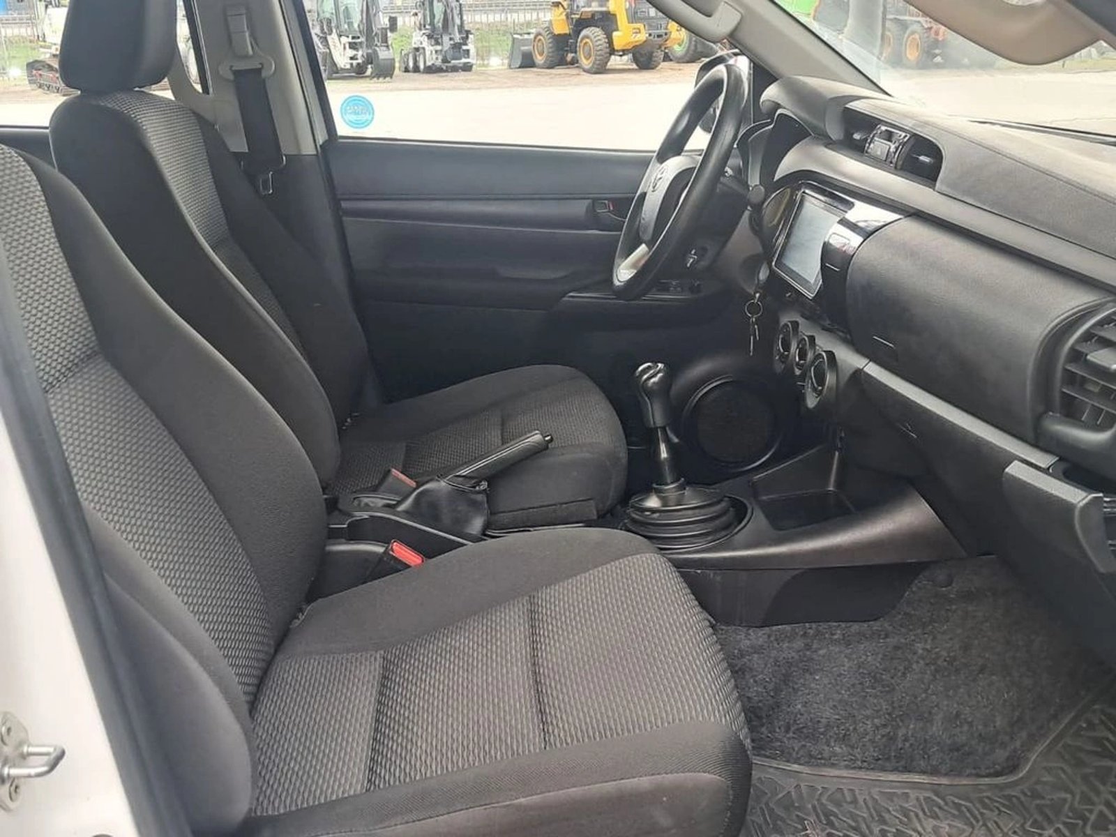 Toyota HILUX 2.4 DX 4X2 MT 2021 - Imagen 14 de 20
