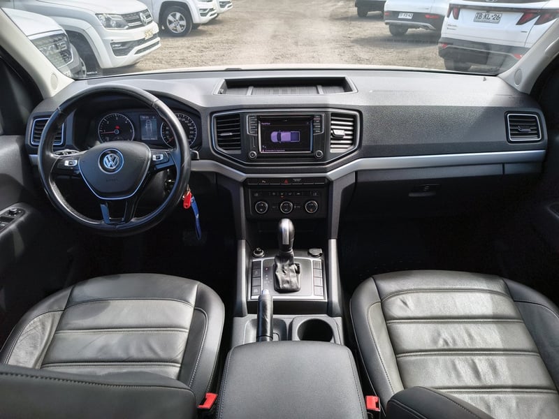 Volkswagen AMAROK 2.0 Diesel 4x4 T/A 2023 - Imagen 16 de 20