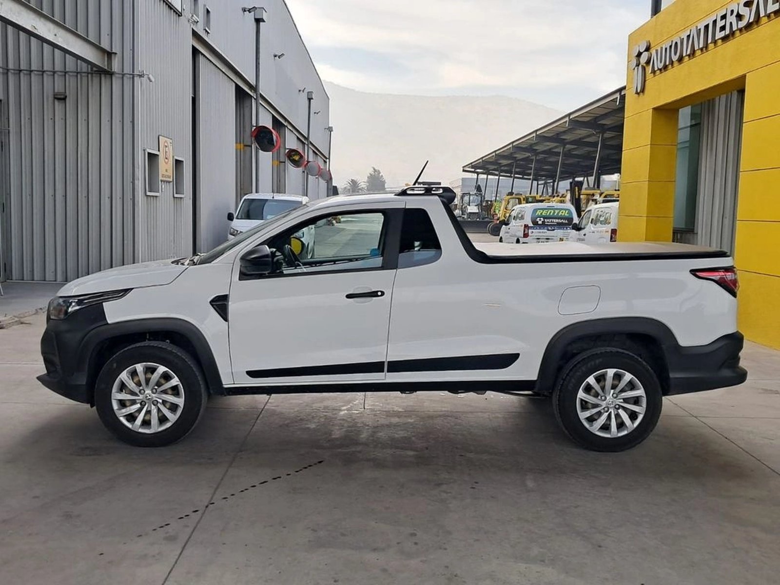 RAM 700 SLT CS GASOLINA 1.4 2022 - Imagen 9 de 18
