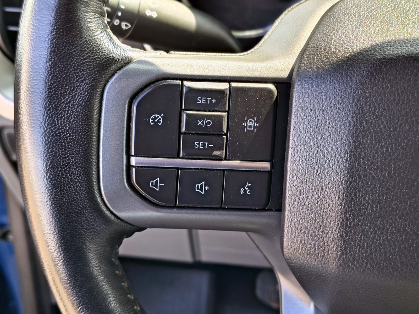Ford F-150 5.0 Gasolina 4x4 T/A 2024 - Imagen 16 de 20