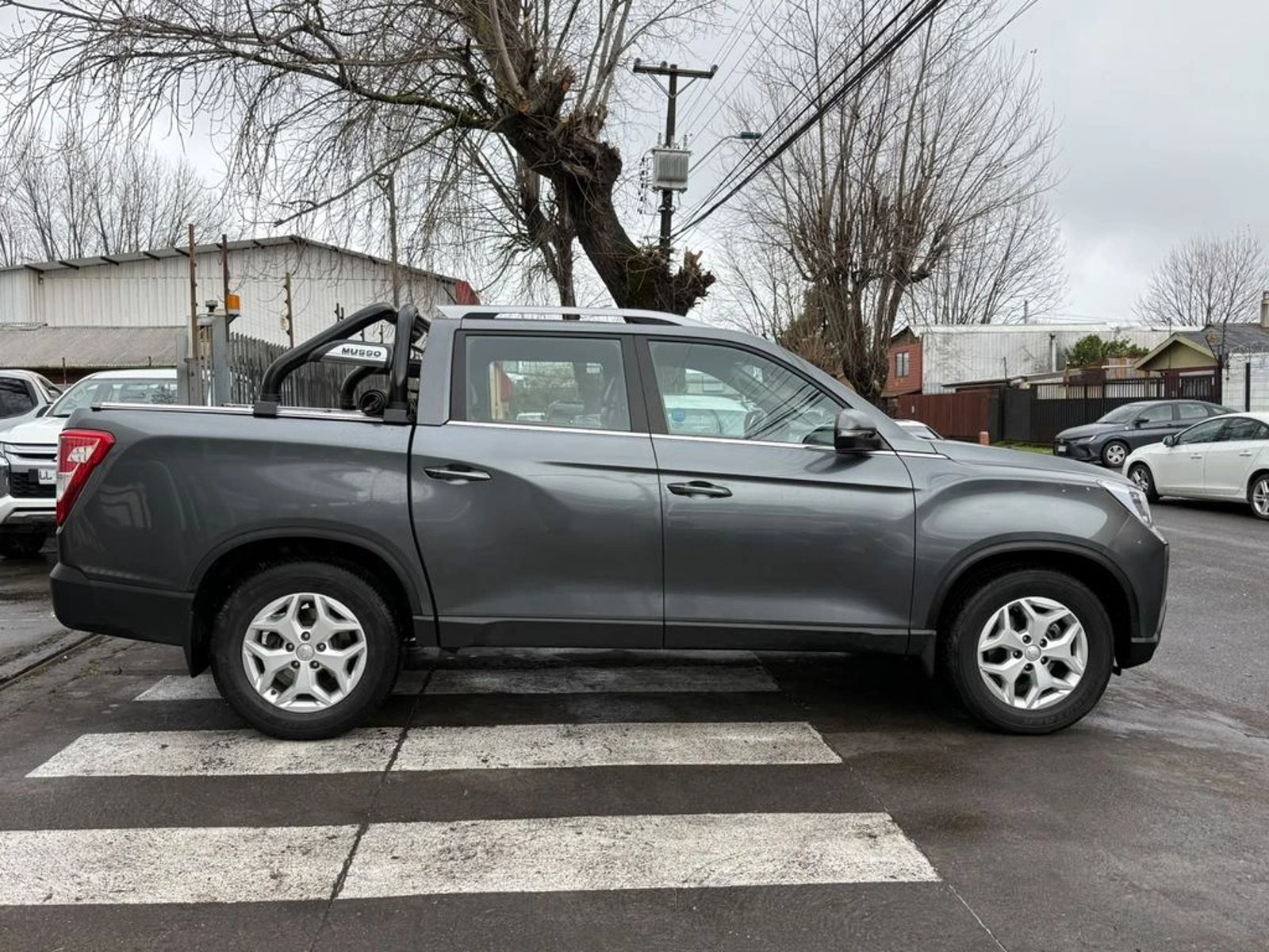 SsangYong MUSSO 2.2 LIMITED MT 4X4 DIESEL 2023 - Imagen 4 de 18