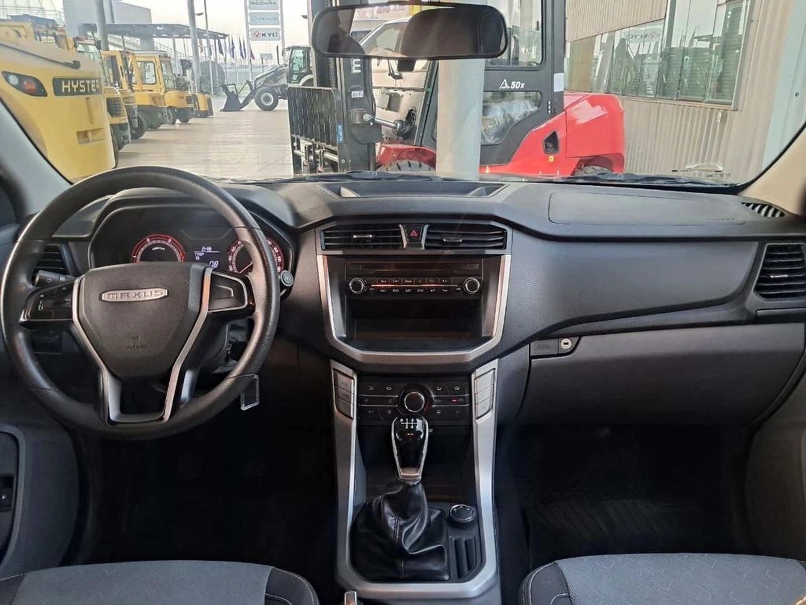 MAXUS T60 2.8 GL MT 4X4 2024 - Imagen 15 de 20