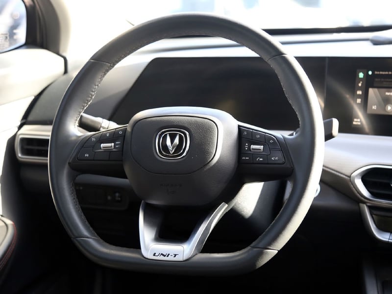 Changan UNI-T LUXURY 1.5 AUT 2024 - Imagen 15 de 20