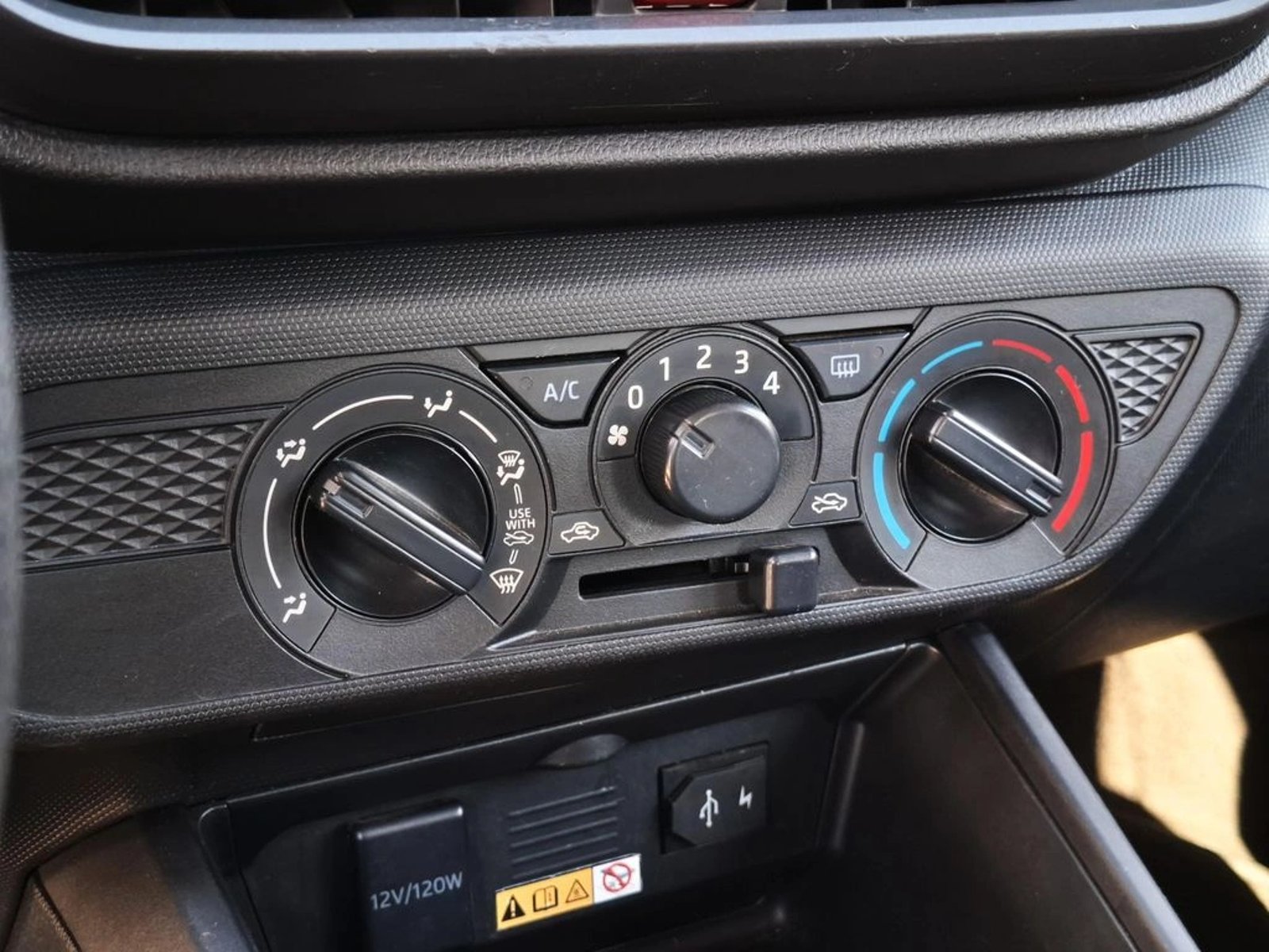 TOYOTA RAIZE 1.2 2025 - Imagen 19 de 20