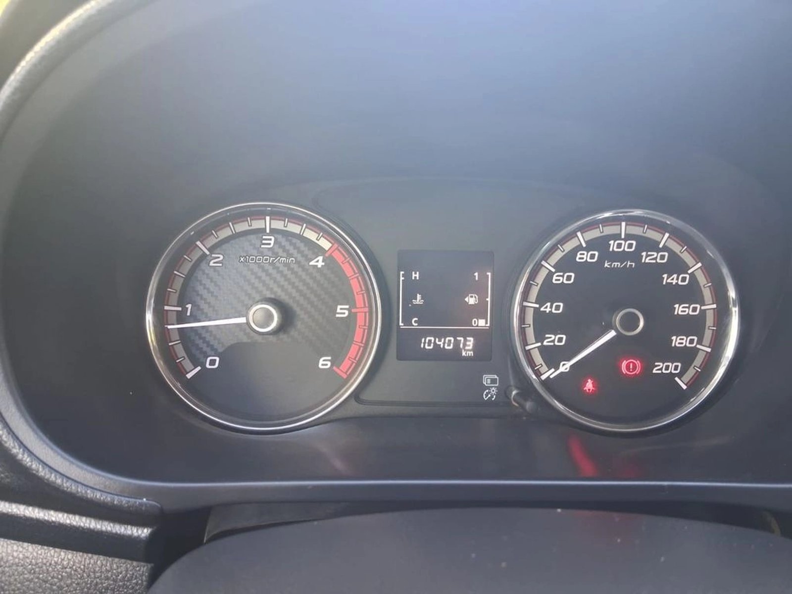 MITSUBISHI L200 KATANA CR 2.4 DC 4x2 2022 - Imagen 10 de 12