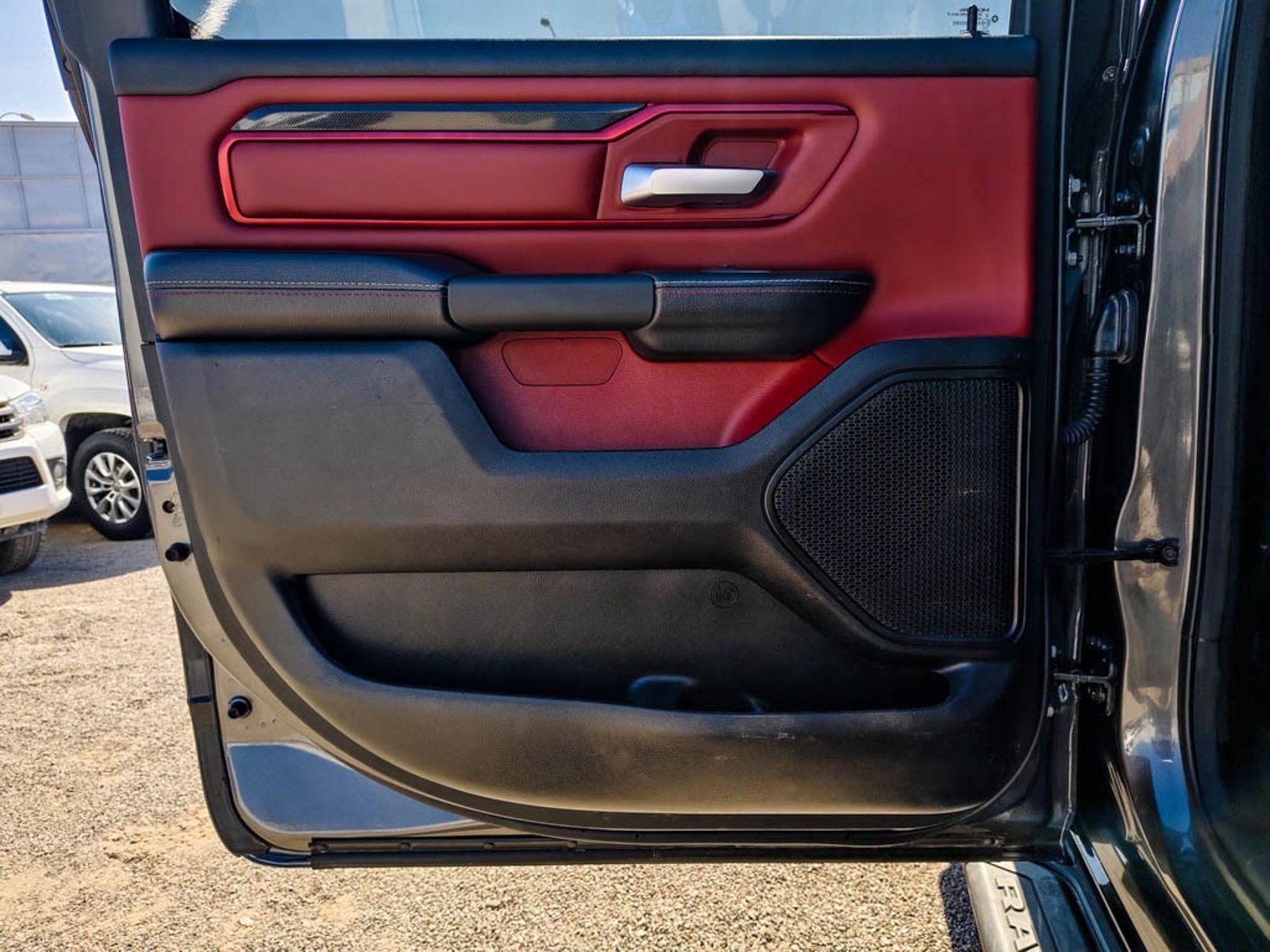 RAM 1500 LARAMIE CAB 4X4 5.7 AUT 2022 - Imagen 15 de 20