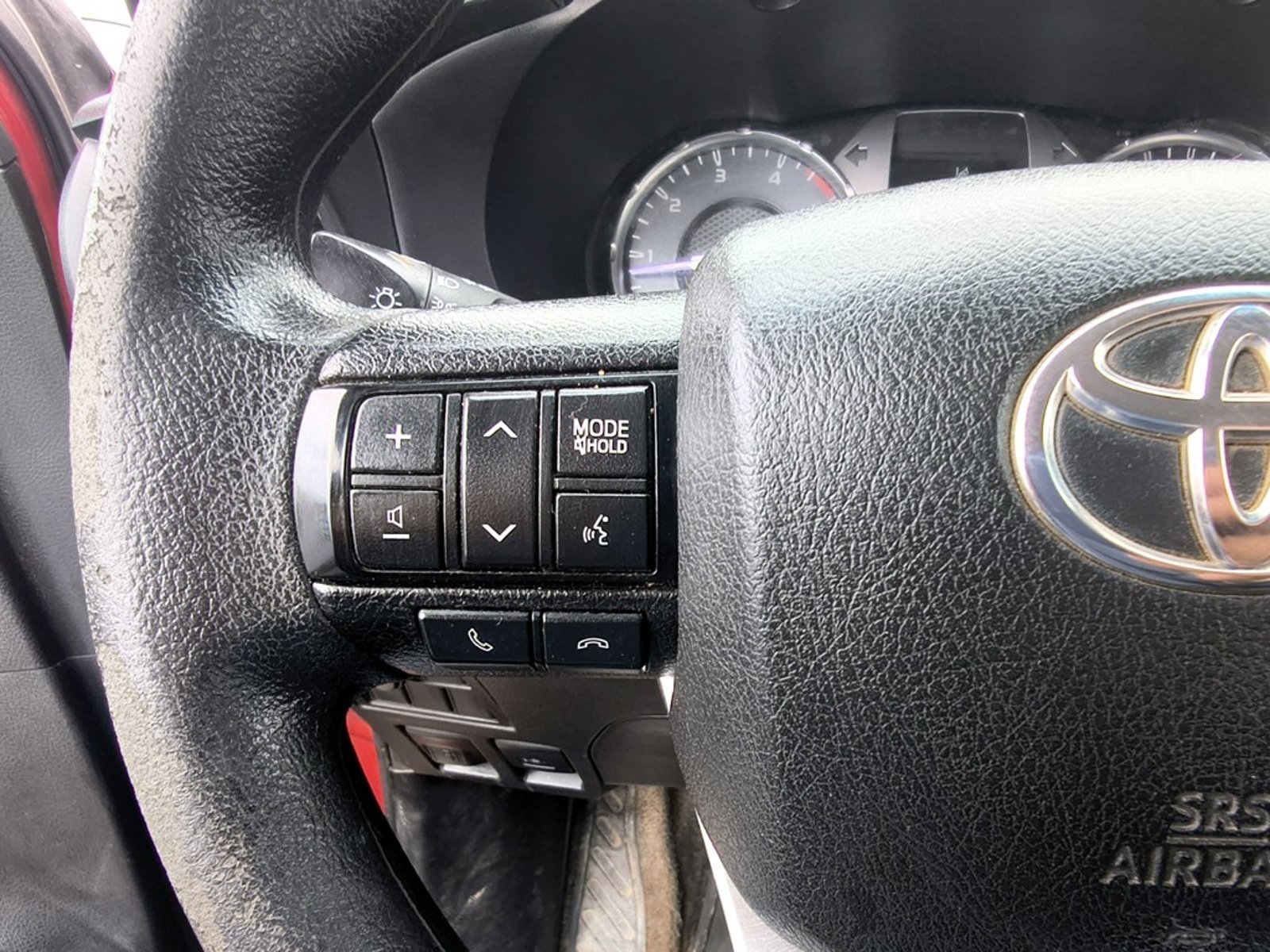 TOYOTA HILUX TSS 2.4 Diesel 4X2 T/M 2021 - Imagen 15 de 20