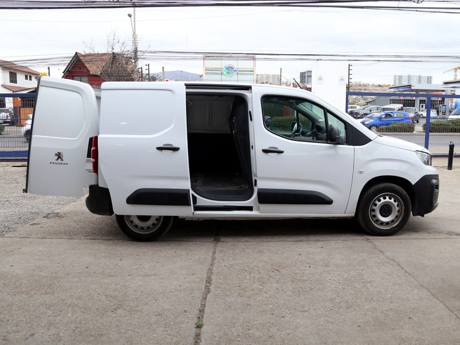 Peugeot PARTNER 1.5 L1 HDI DIESEL 100HP 4X2 MT 5P 2023 - Imagen 9 de 20