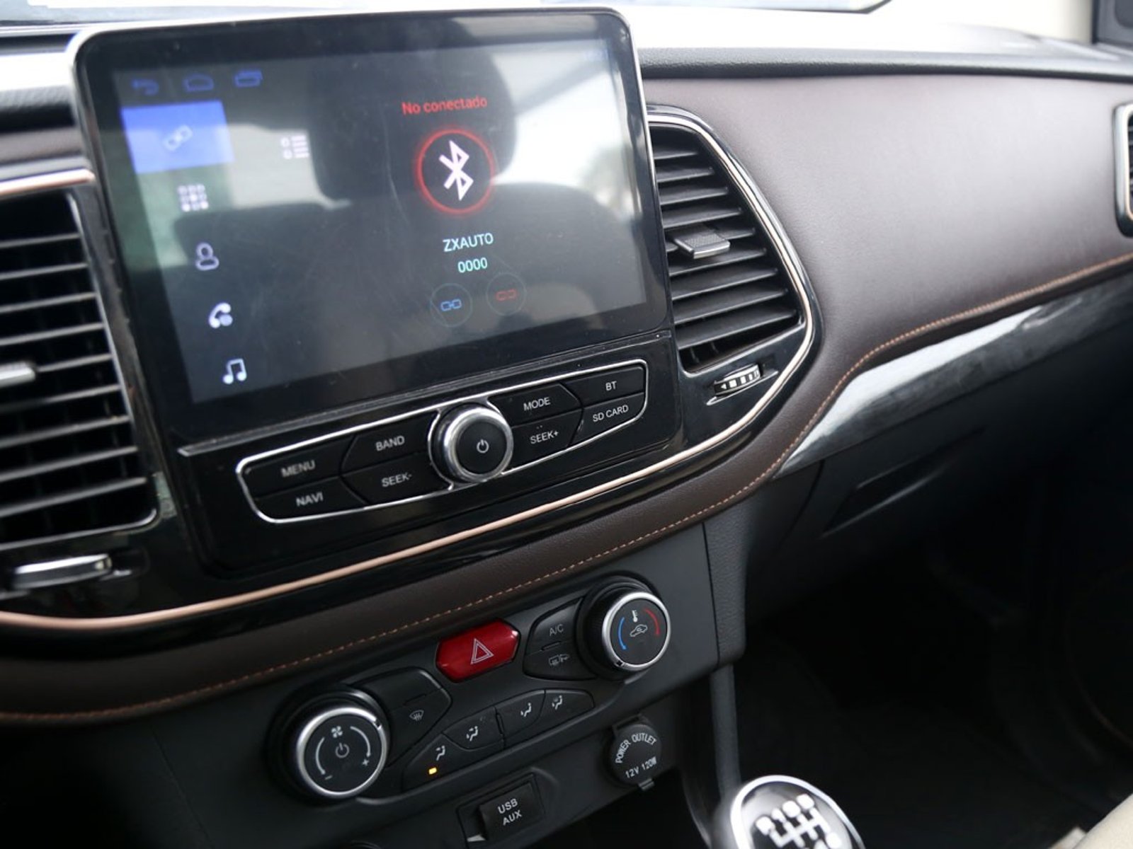 ZX Auto TERRALORD 2.5 LUX PLUS AT 4X4 DIESEL 2022 - Imagen 17 de 19