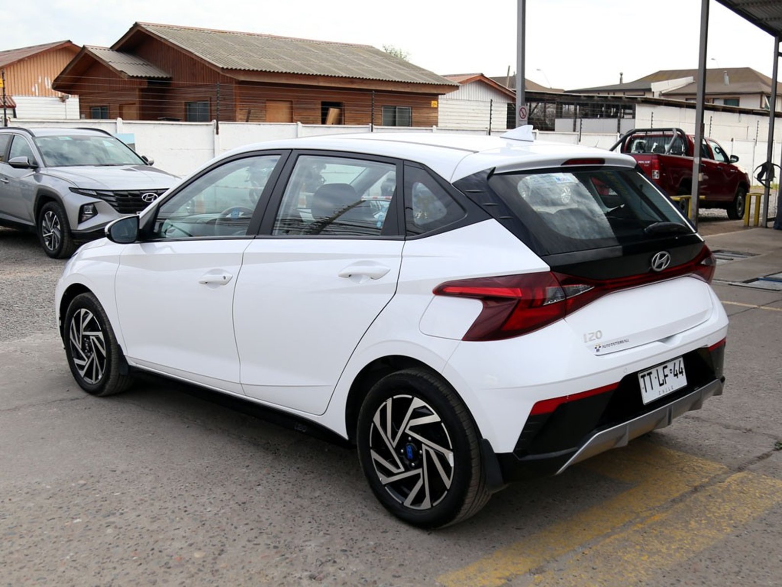 HYUNDAI I20 1.4 PLUS FL BI3 4X2 HB MT 5P 2025 - Imagen 7 de 20