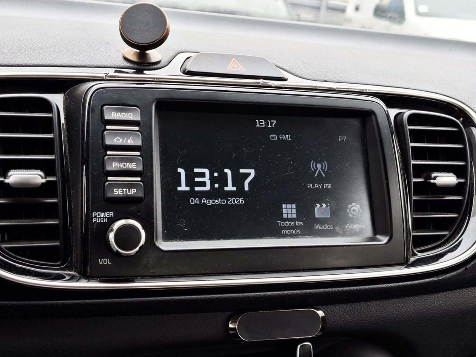 Kia SOLUTO 1.4 2022 - Imagen 17 de 20