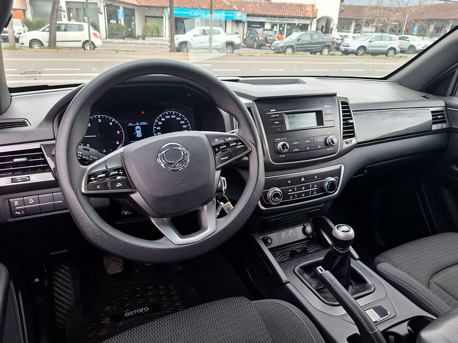 SsangYong MUSSO 2.2 GLX 2024 - Imagen 10 de 20