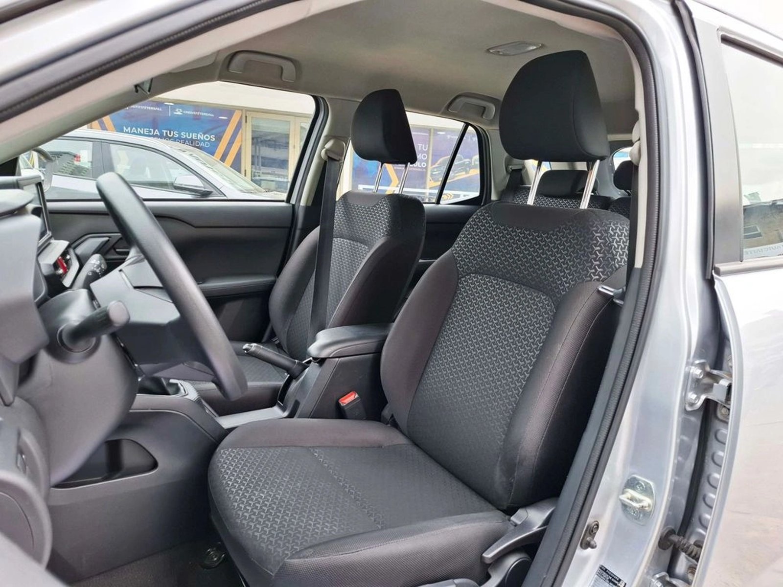 Toyota RAIZE 1.2 2025 - Imagen 15 de 20