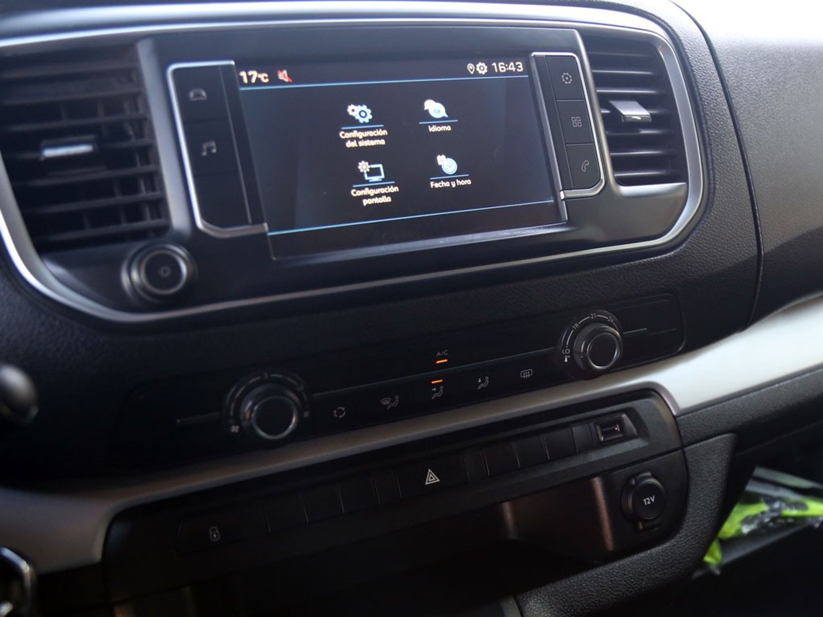 Peugeot TRAVELLER L3 BLUE HDI 180 2.0 2022 - Imagen 20 de 20