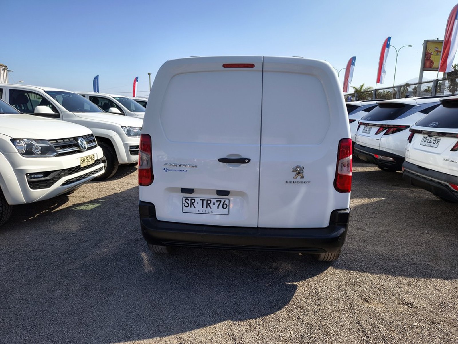 Peugeot PARTNER L1 1.5 Diesel 4X2 T/M 2023 - Foto 4 de 16