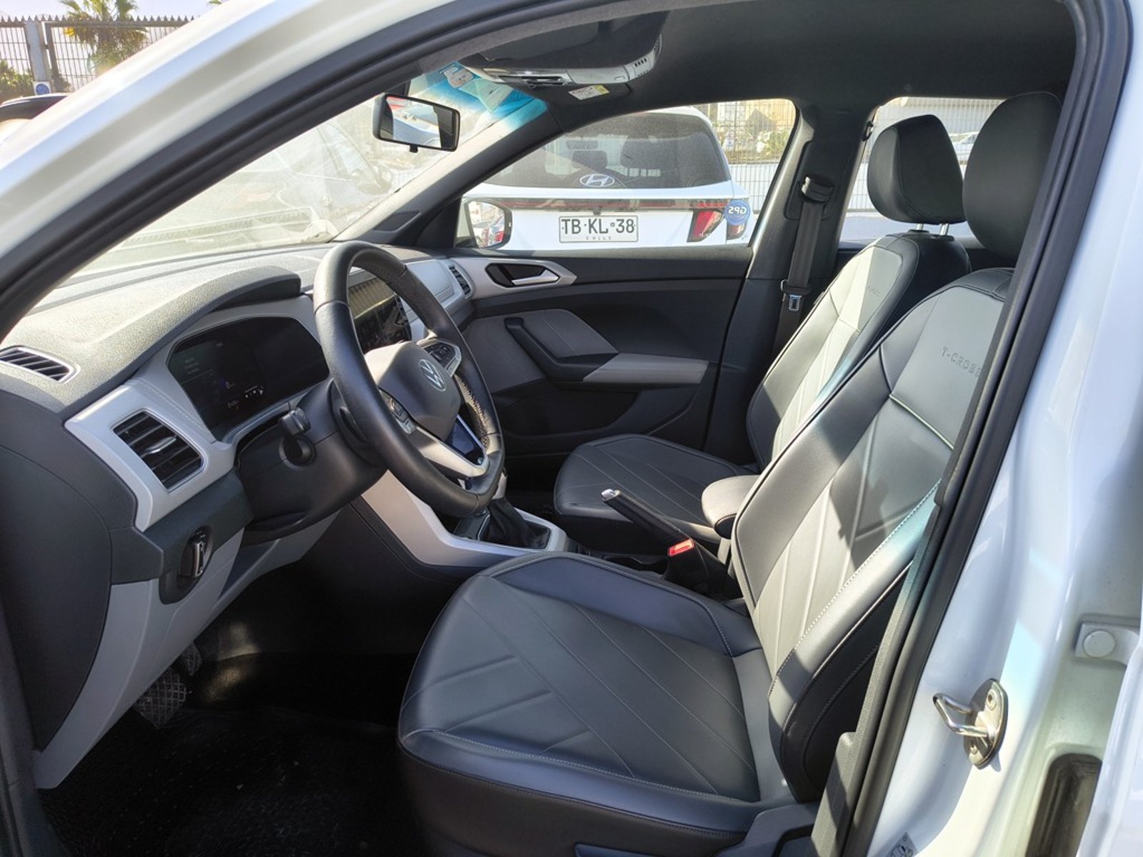 VOLKSWAGEN T-CROSS T-CROSS 1.0 Gasolina 4x2 T/A 2025 - Imagen 10 de 20