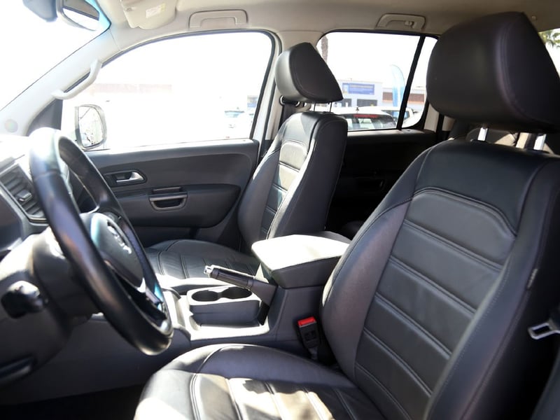 Volkswagen AMAROK 2.0 HIGHLINE DIESEL 4MOTION 2023 - Imagen 11 de 19
