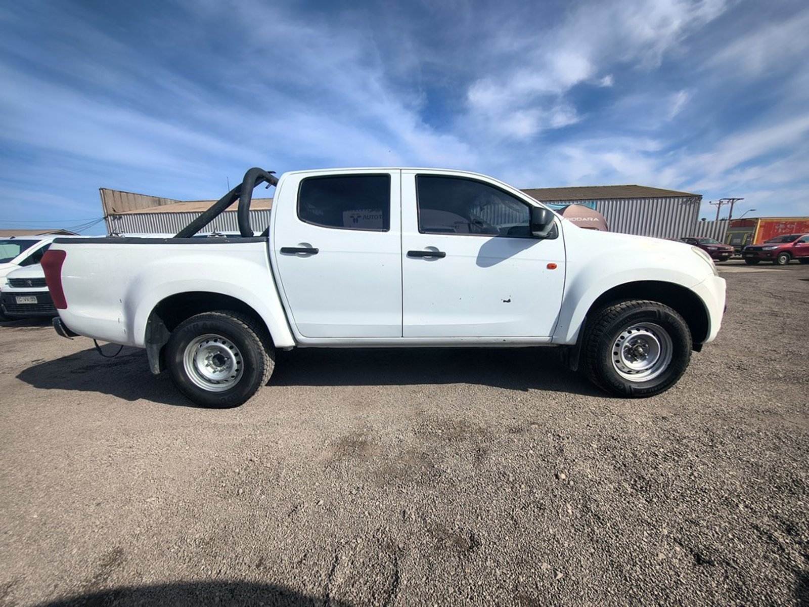 Chevrolet D-MAX DMAX 2.5 DIESEL 4X2 T/M 2021 - Foto 4 de 19