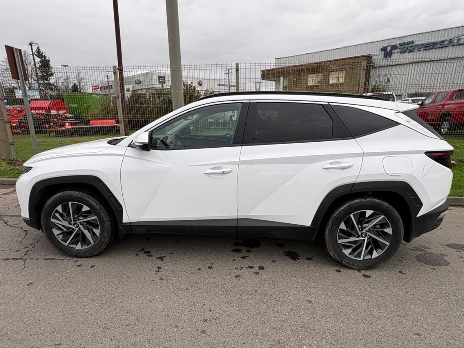 Hyundai TUCSON NX4 2.0 MPI 4X2 2024 - Imagen 4 de 12