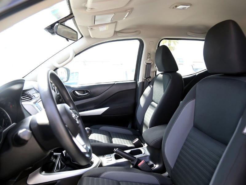 Nissan NAVARA 2.3 XE MT 4X4 2024 - Imagen 12 de 20