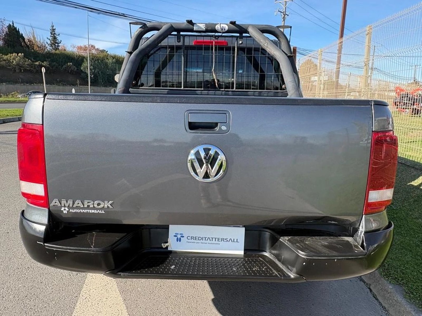 VOLKSWAGEN AMAROK TRENDLINE 4X2 MT 2023 - Imagen 7 de 13