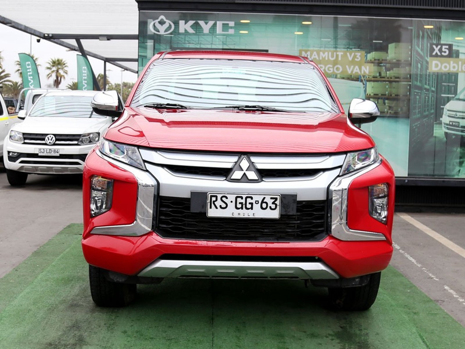 Mitsubishi L200 2.4 TD WORK CR WF MT 4X2 DIESEL 2022 - Foto 2 de 19