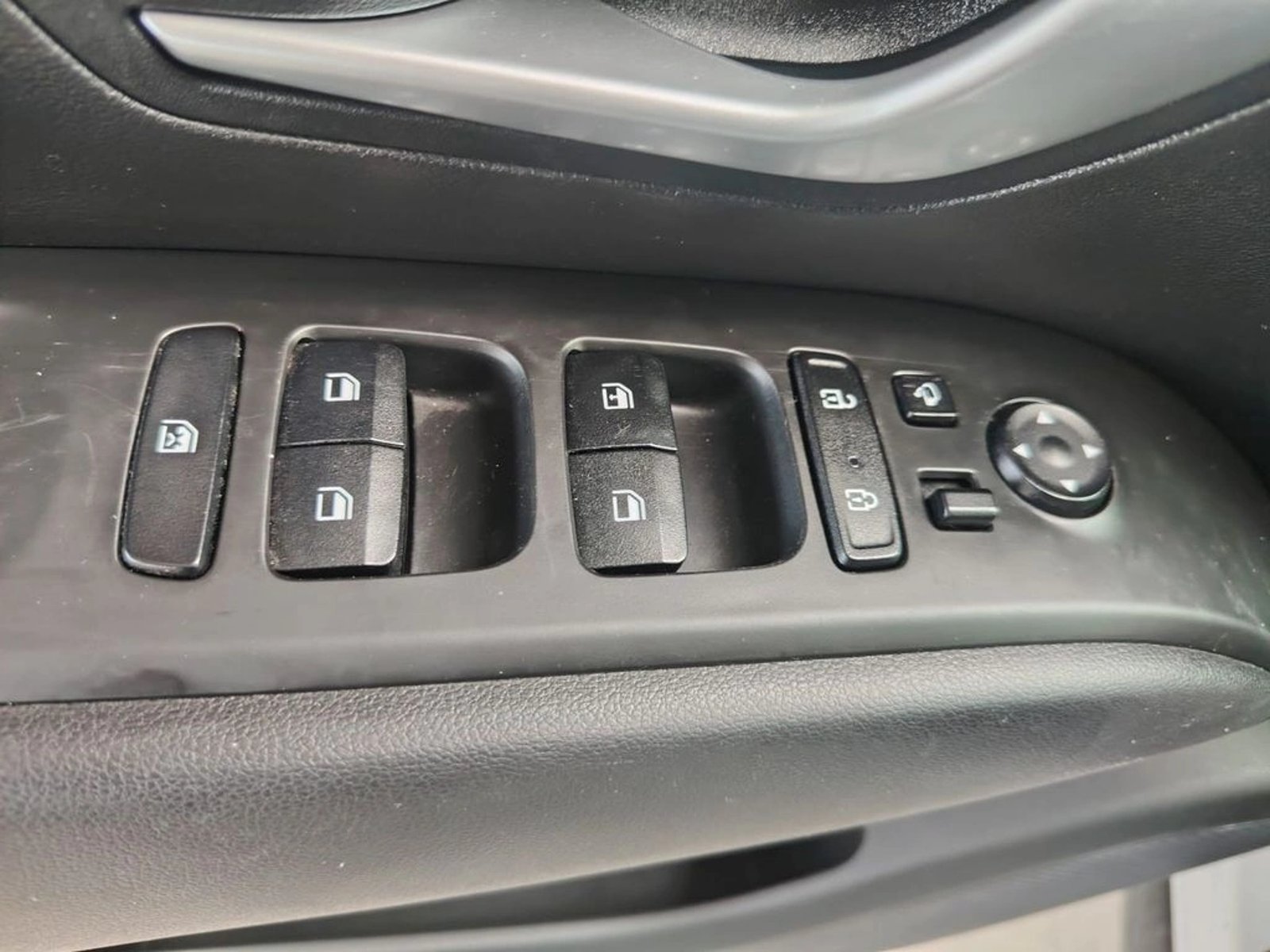 Hyundai TUCSON 2.0 NX4 PLUS AT 4X4 2024 - Imagen 13 de 14
