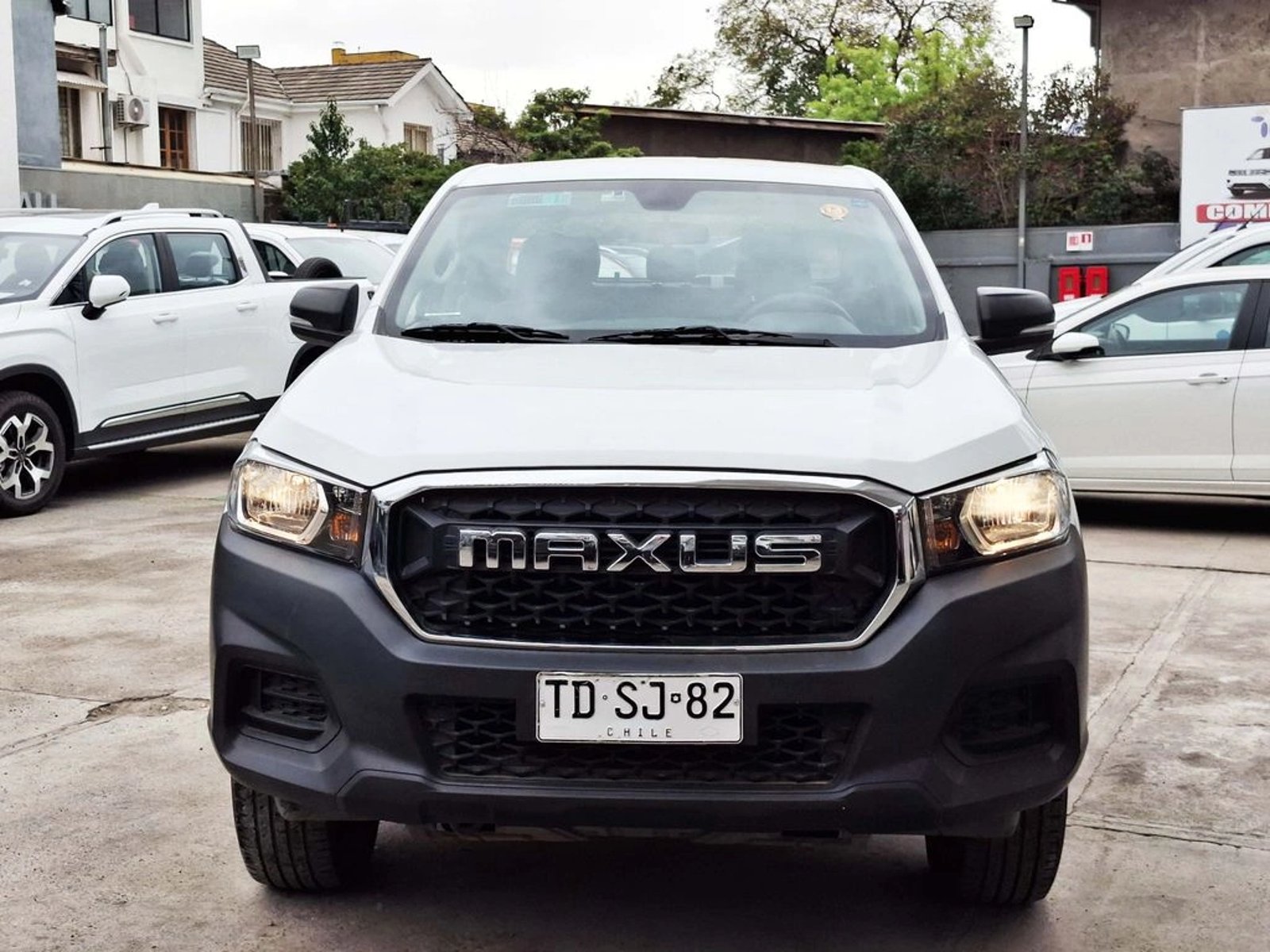 Maxus T60 2.0 DX 4X2 MT 2024 - Foto 2 de 20