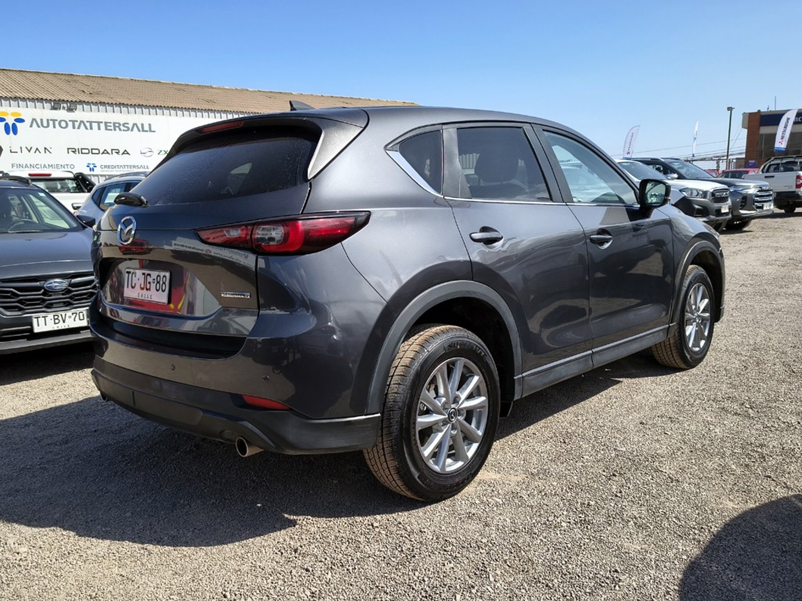 MAZDA CX-5 2.0 Gasolina 4x4 T/A 2024 - Imagen 7 de 18