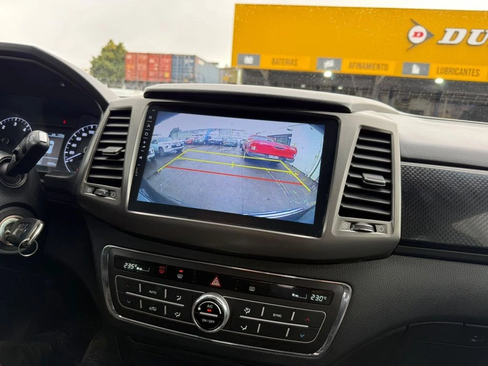 SsangYong MUSSO 2.2 LIMITED MT 4X4 DIESEL 2023 - Imagen 17 de 18