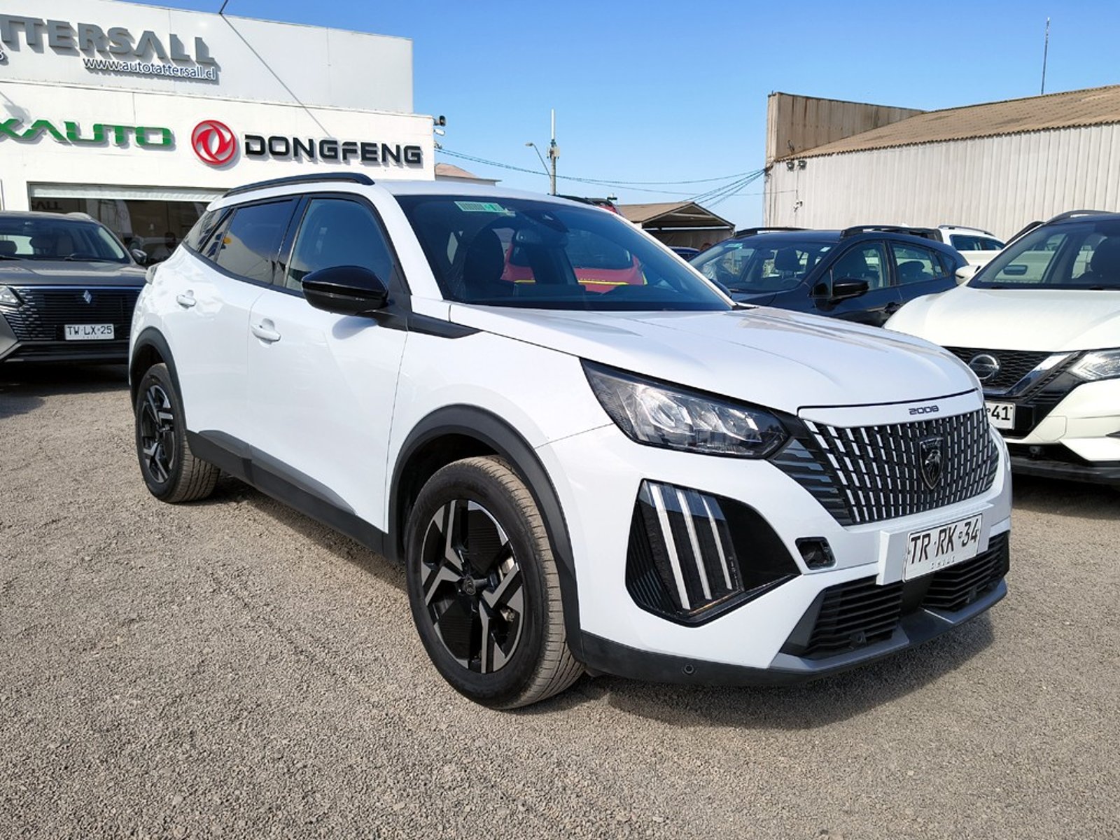 PEUGEOT 2008 1.5 Diesel 4x2 T/A Allure 2025 - Imagen 3 de 20