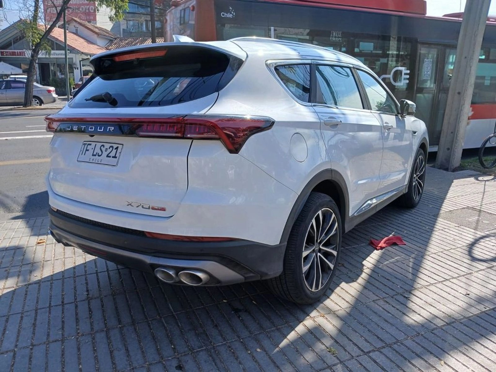 JETOUR X70 PLUS X70 PLUS 1.6 T 2024 - Imagen 7 de 19
